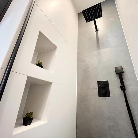 Large 75 M2 Apartment For 6 Guests Next To Wawel Castle Краків Екстер'єр фото