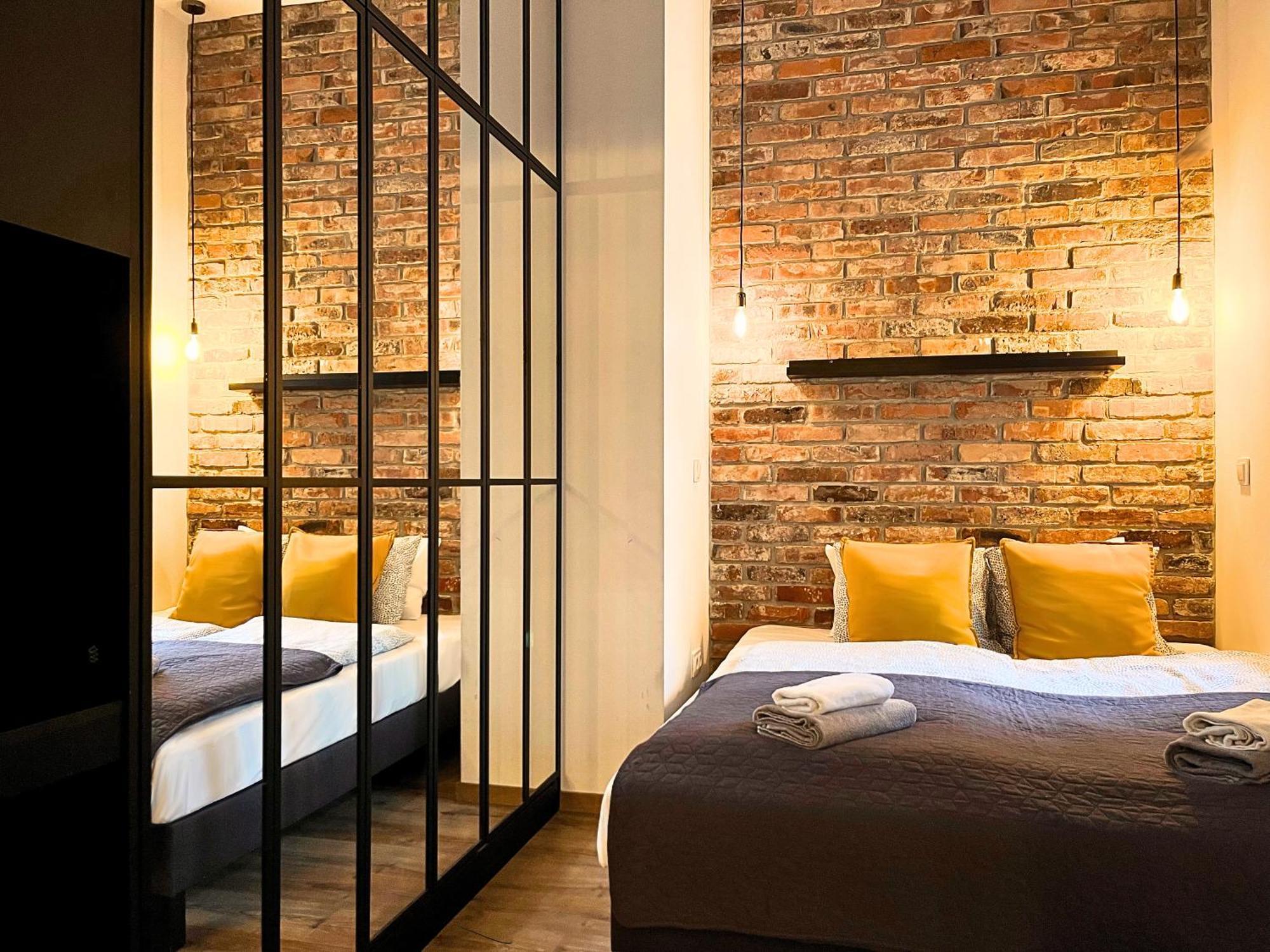 Large 75 M2 Apartment For 6 Guests Next To Wawel Castle Краків Екстер'єр фото