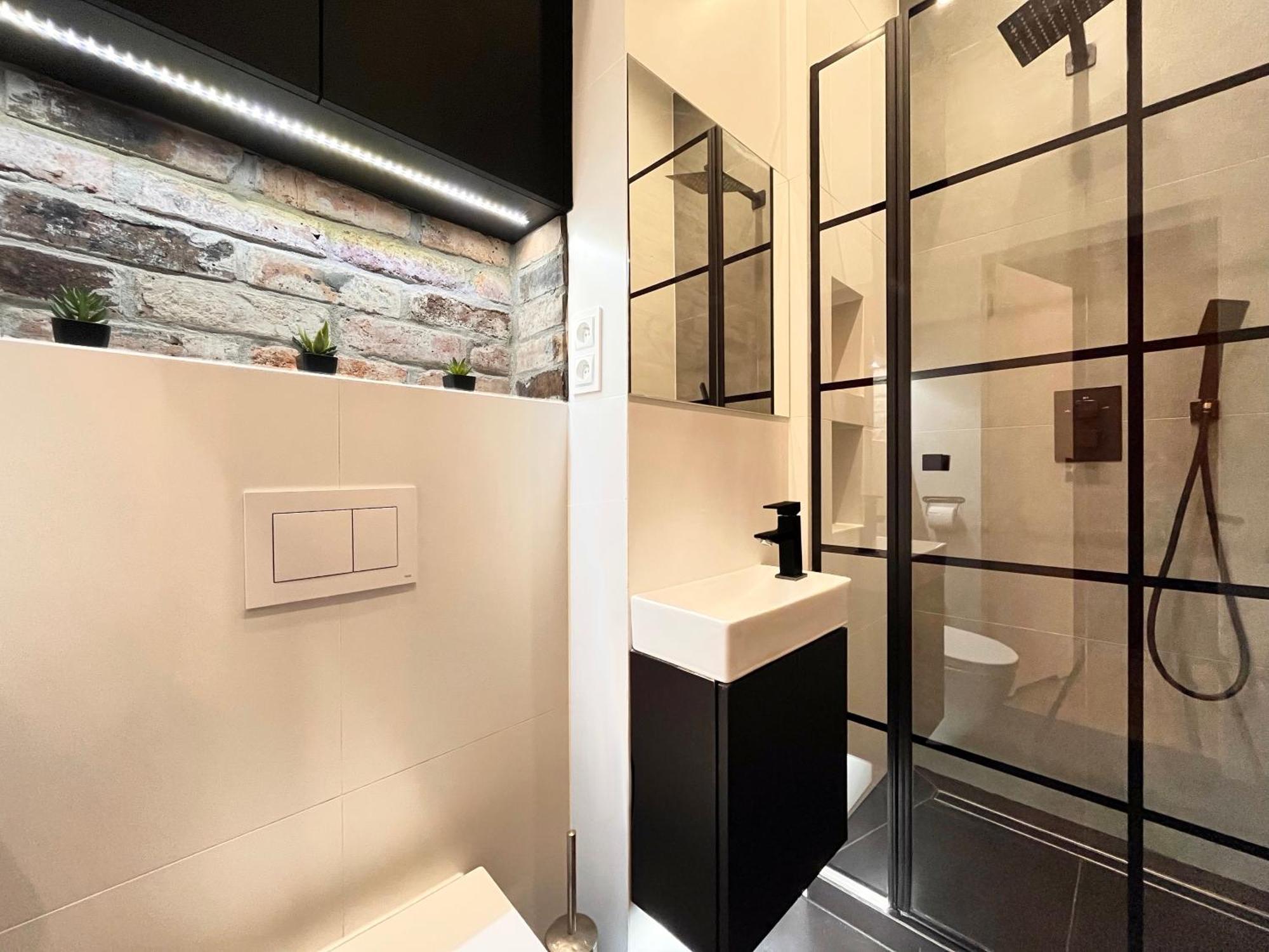 Large 75 M2 Apartment For 6 Guests Next To Wawel Castle Краків Екстер'єр фото