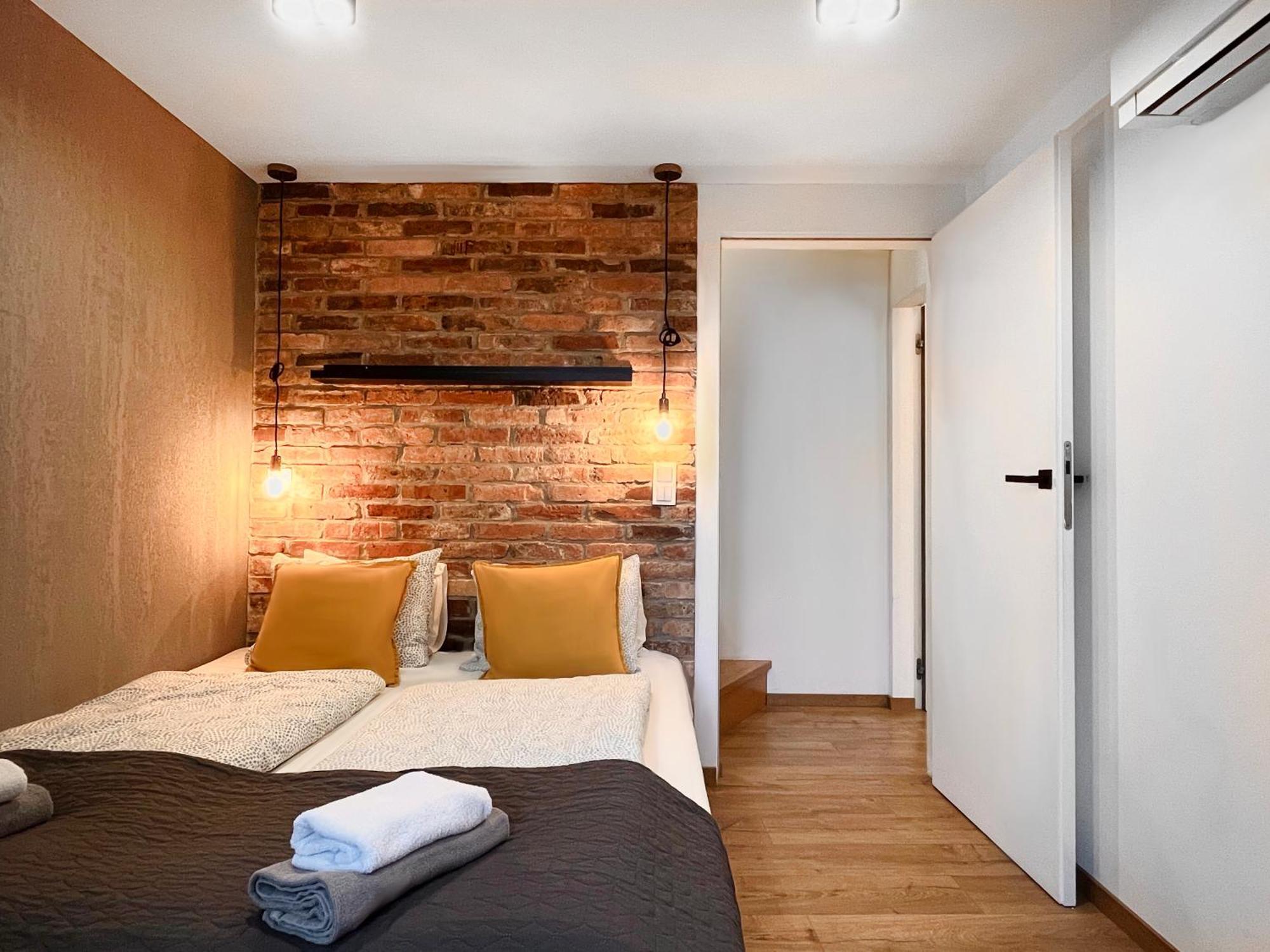 Large 75 M2 Apartment For 6 Guests Next To Wawel Castle Краків Екстер'єр фото